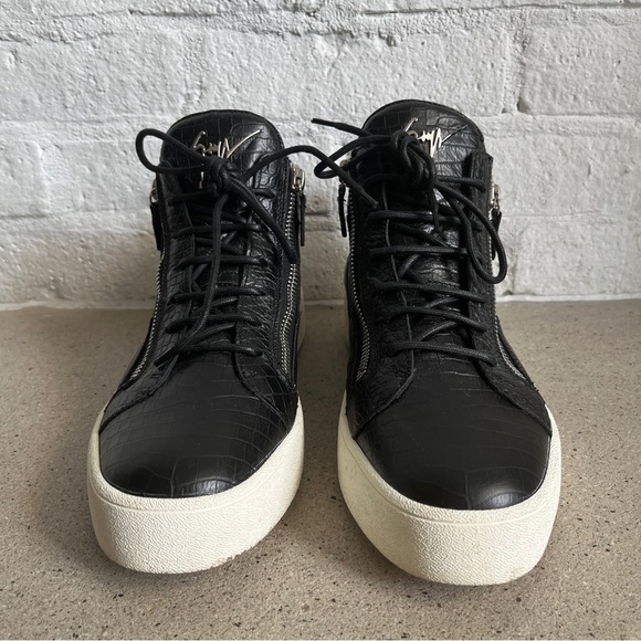 Giuseppe Zanotti Kriss Crocodile-Effect Leather Sneakers - Picture 4 of 10